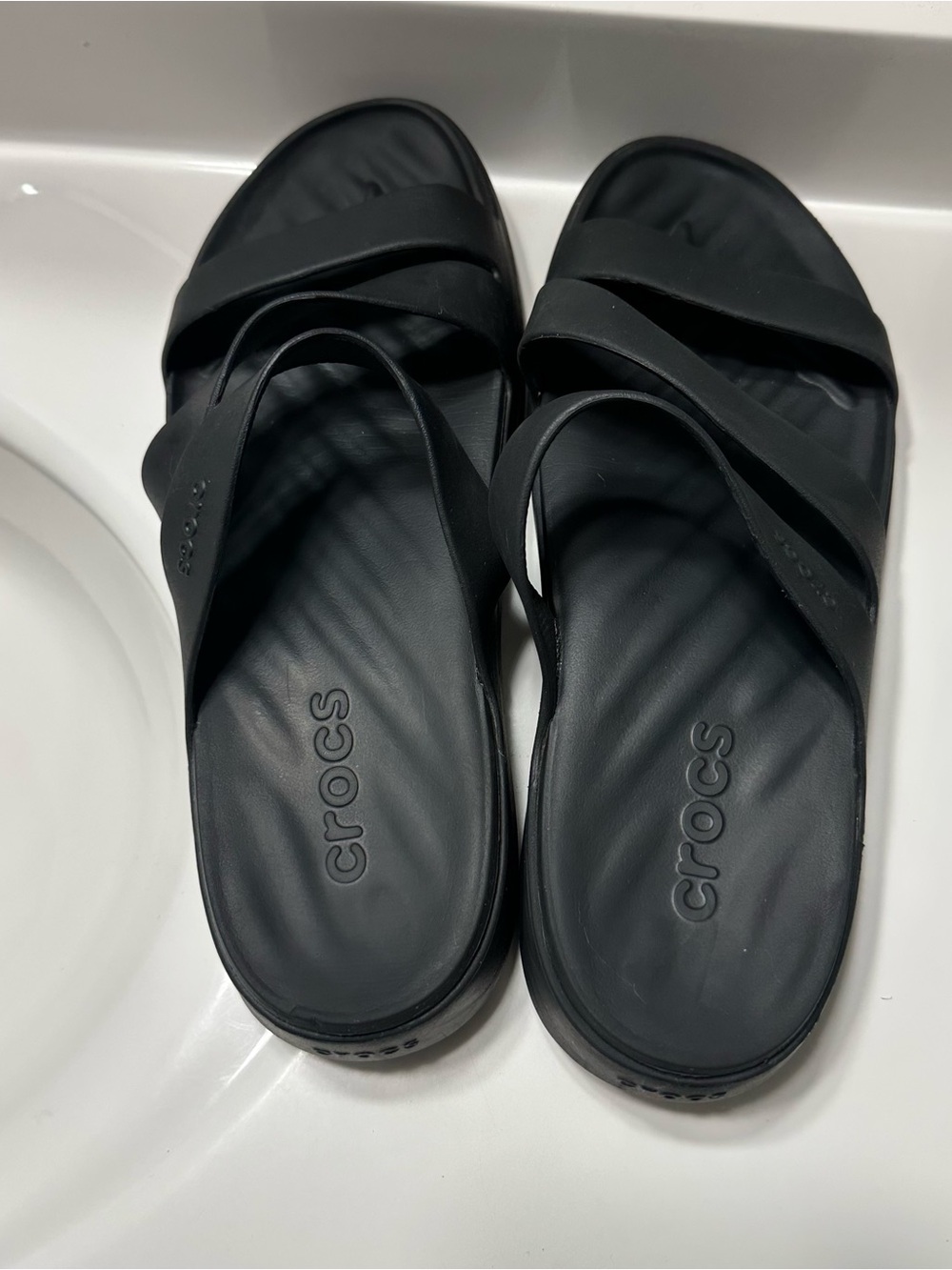 Crocs Women's Getaway Strappy Sandals - Picture 4 of 8